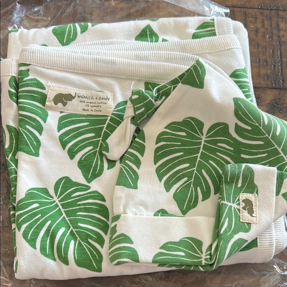 Green Leaf Print Kids Blanket